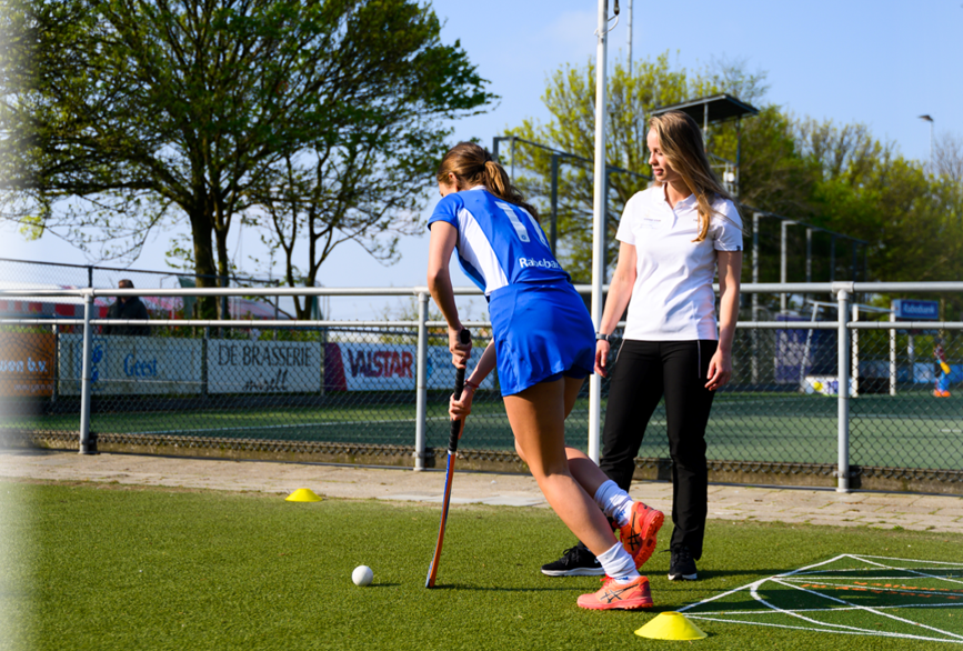 Hockey buiten klein bestand fysiotherapie Westland sport Jessica Smeets 1